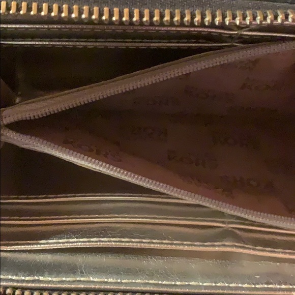 Michael Kors Leather Wallet - Picture 3 of 5